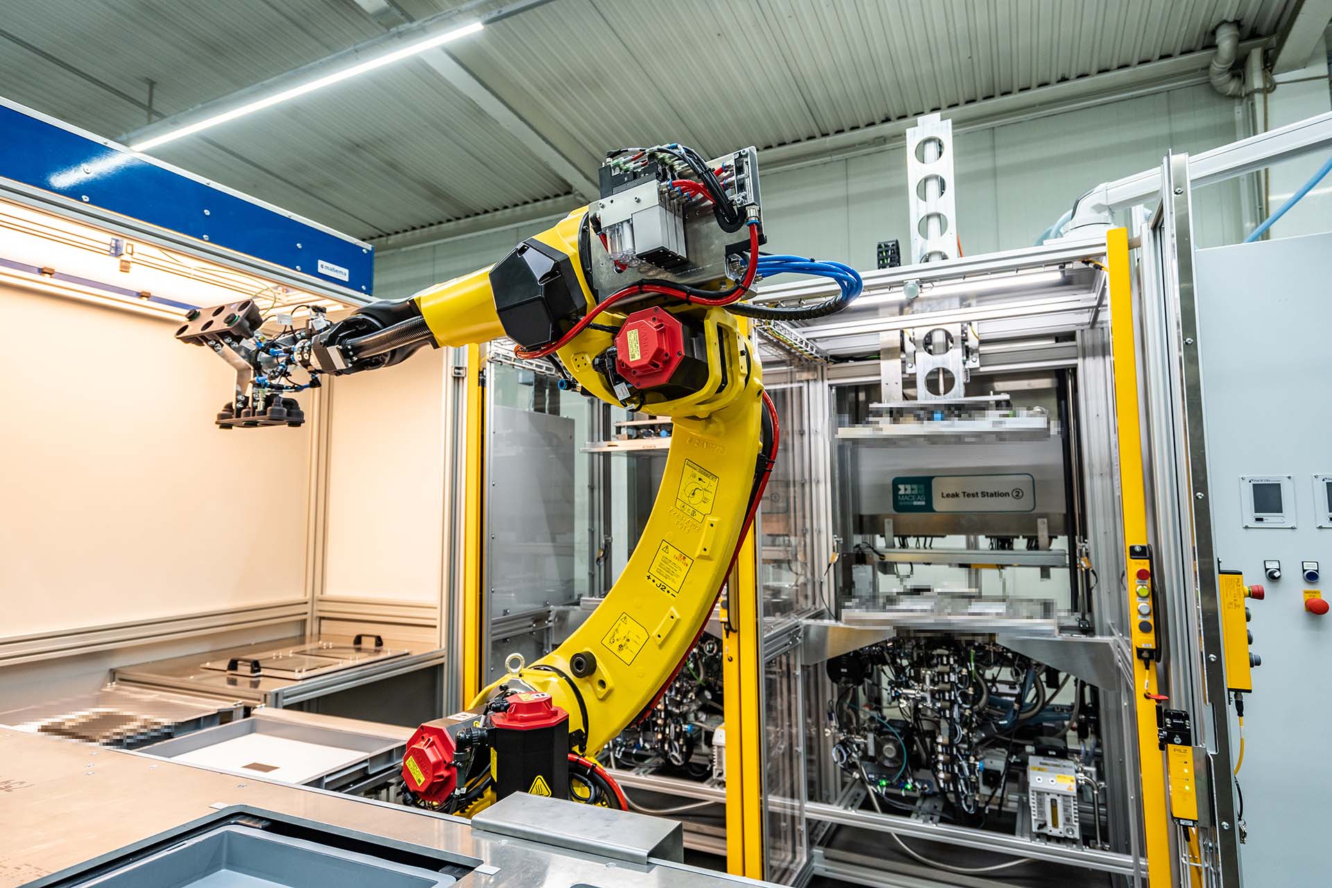 MACEAS_01.04.2022-148_pixeled